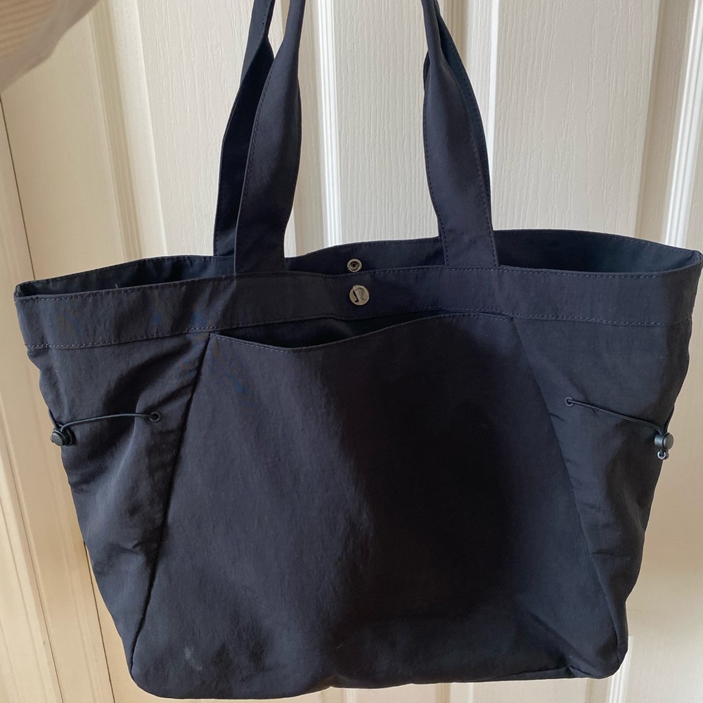 Lululemon Side-Cinch Shopper Bag 18L